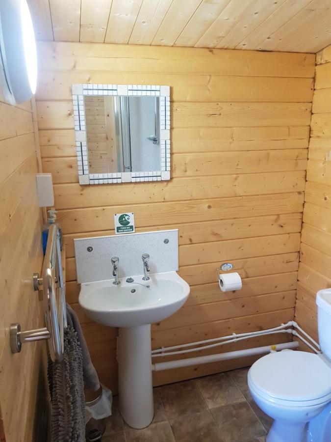 Country Bumpkin - Romantic Couples Stay In Oakhill Cabin Экстерьер фото